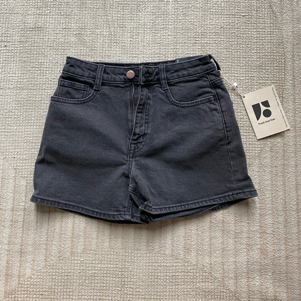 BRAND NEW Frank and Oak Stevie black jean shorts